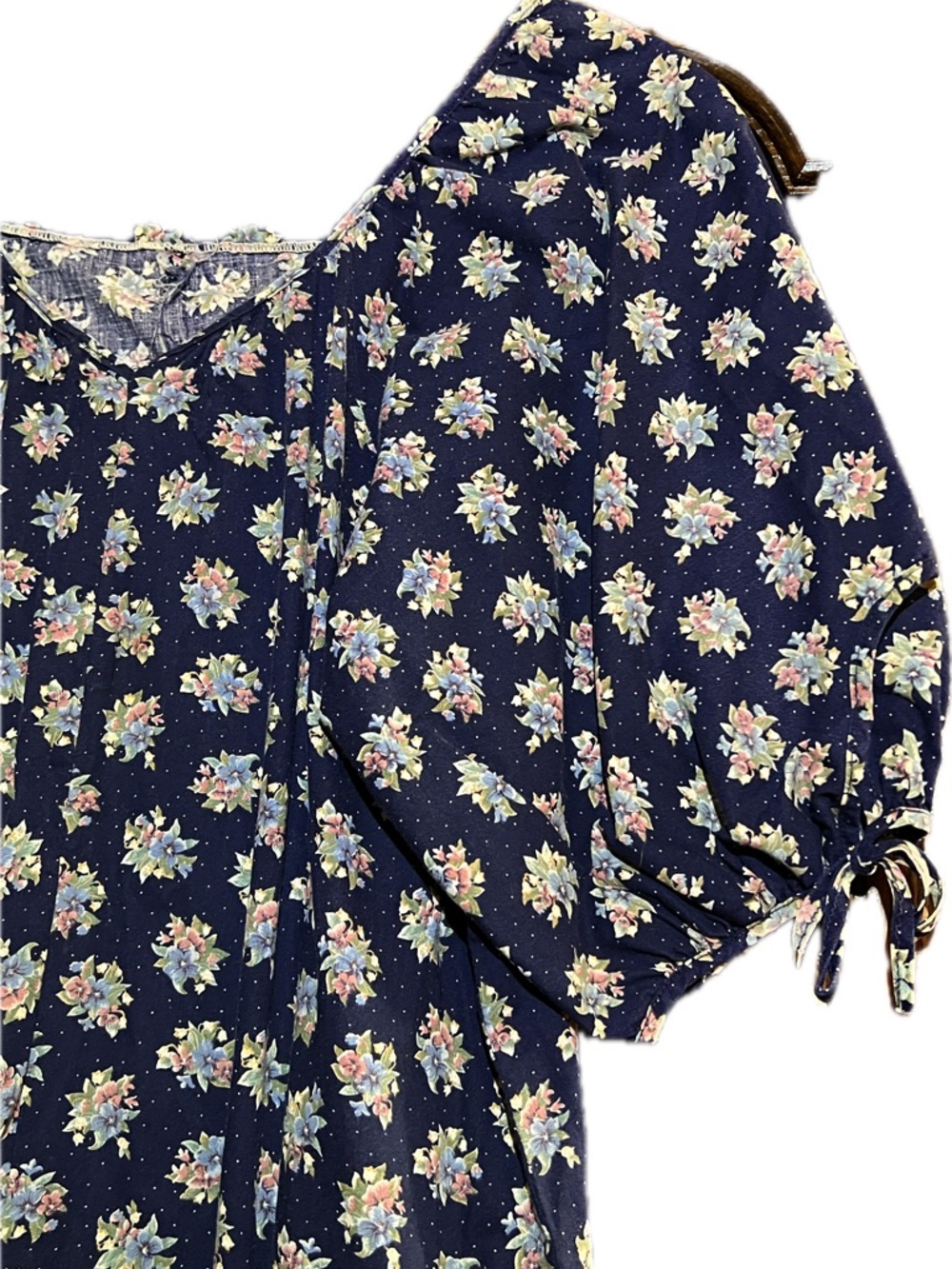 70s Puff-Sleeve Vintage Muumuu with Eyelet trim front Pockets
